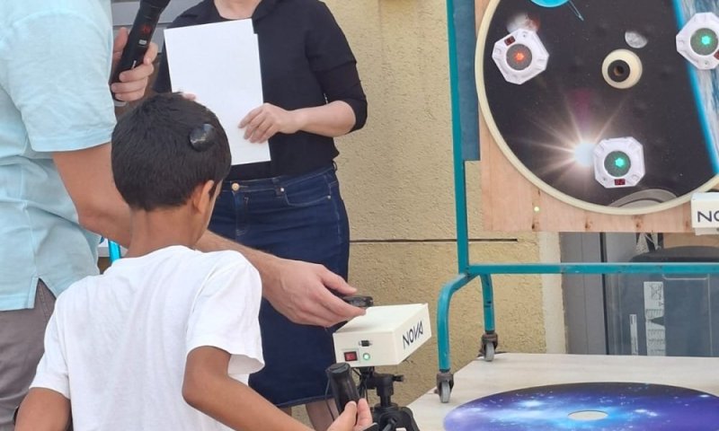  עמדות משחק מונגשות לילדים עם שיתוק מוחין במרכז הרפואי שמיר