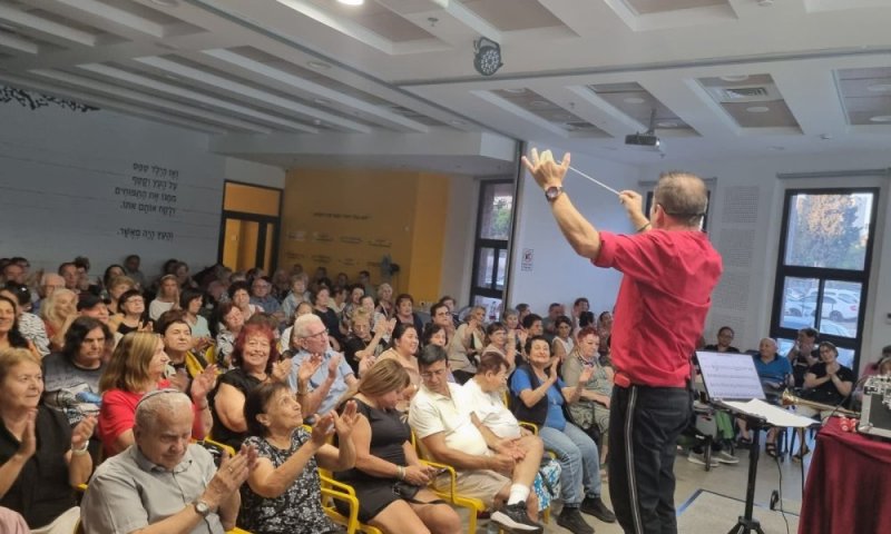 קיץ של תרבות לגיל השלישי ברחובות: מופעים, מוזיקה וערבי שירה במחיר מסובסד