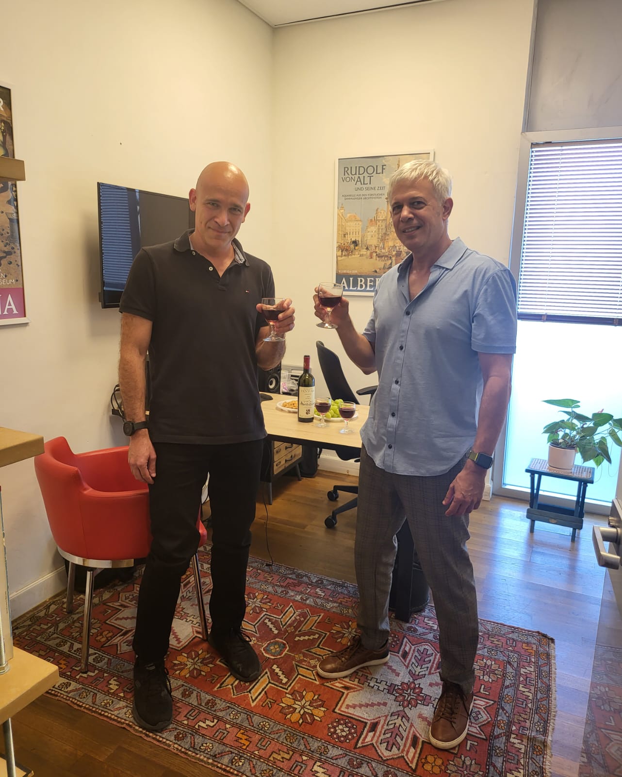 מאסטרו ירון גוטפריד ודר' דן שגיב. צילום: יחצ
