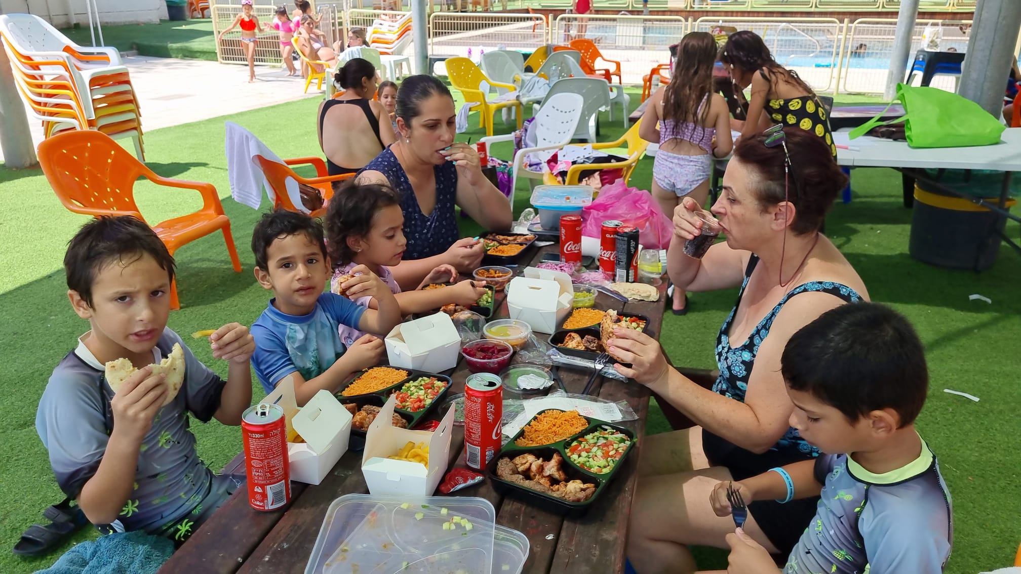 הילדים המתארחים. צילום דוברות עיריית אור יהודה
