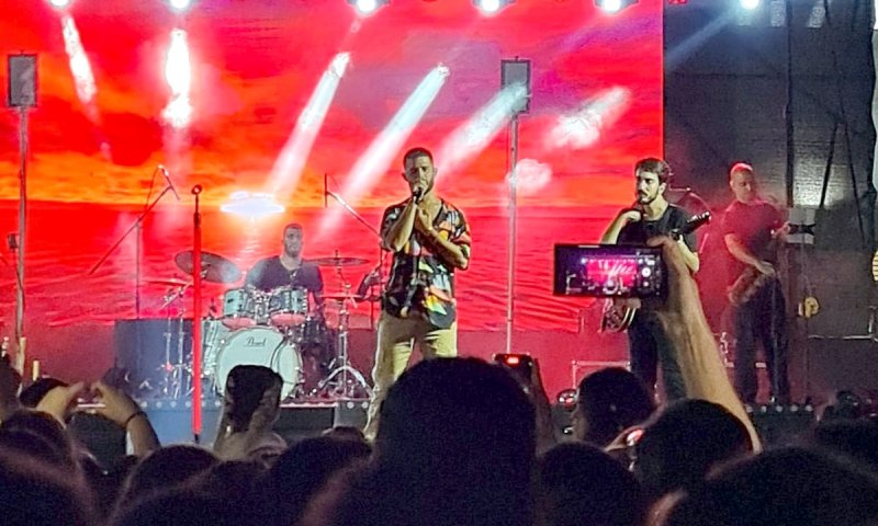 רחובות חוגגת עצמאות: דגש על קהילה, אמנים מקומיים והופעה מרכזית של עדן חסון