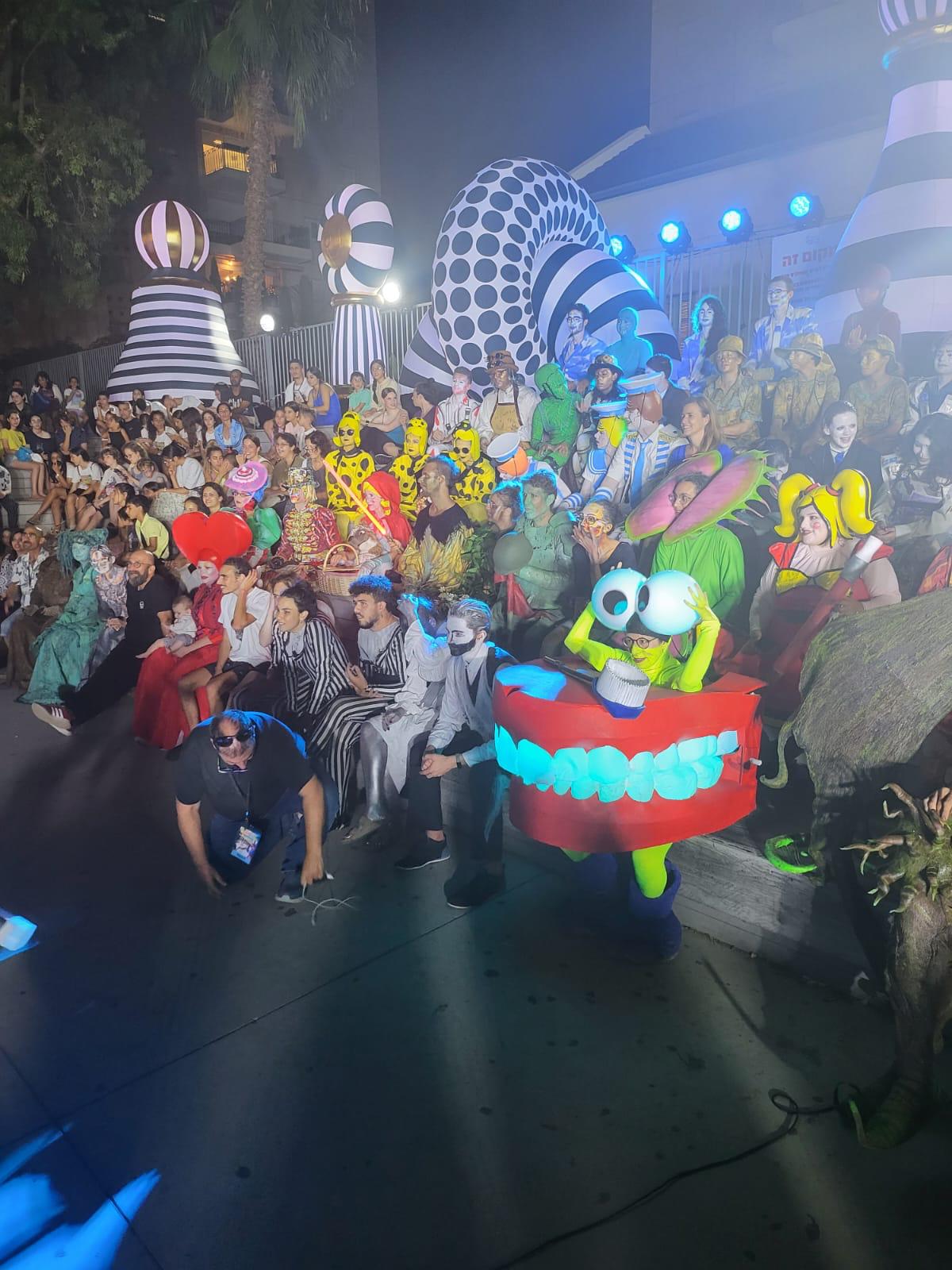 תמונת סיכום של הפסלים כולם. צילום: אולפני רחובות