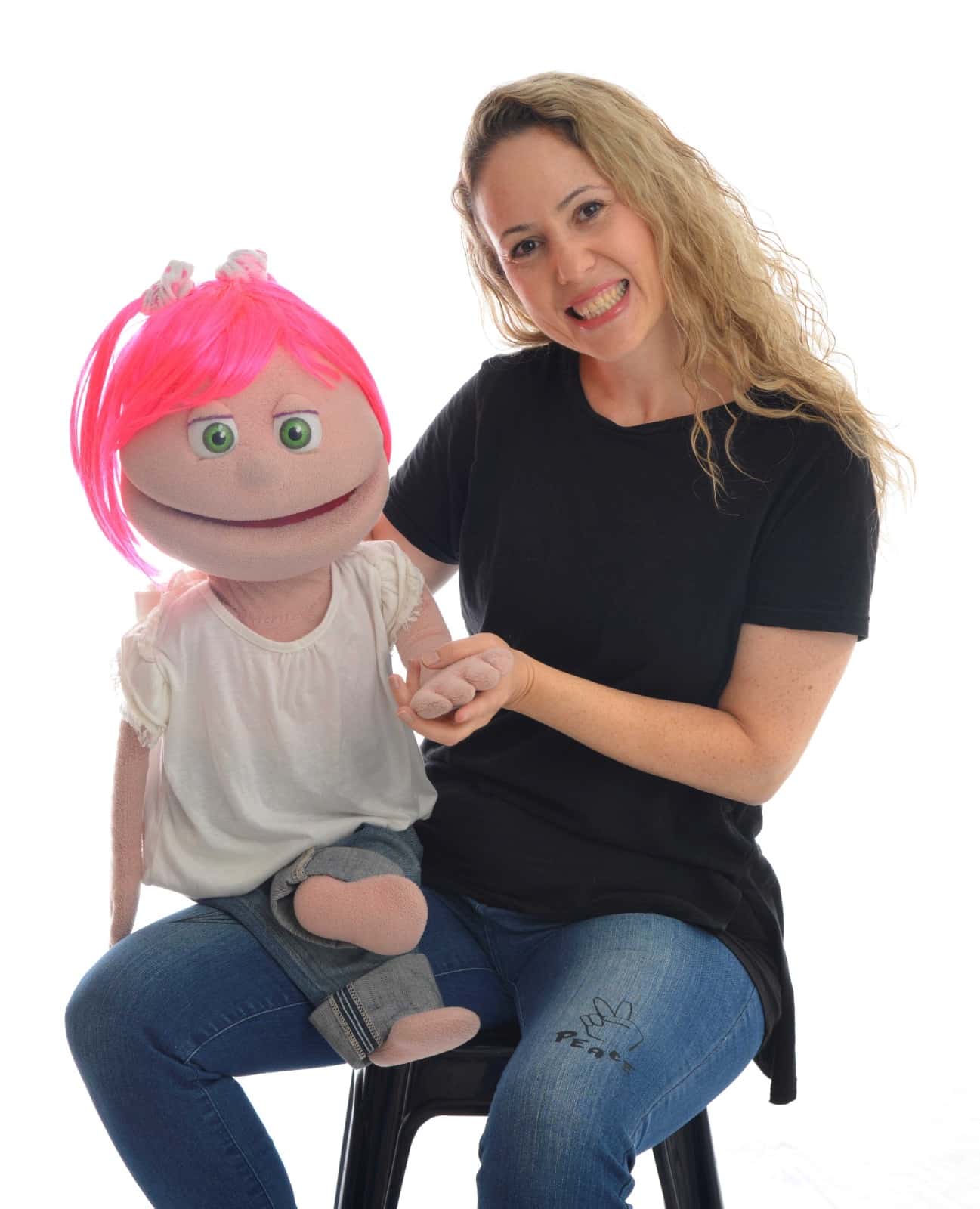 צילום תומר שוקרי- הבובה פיצה והחברים