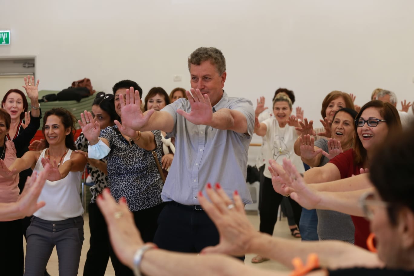 ישראל גל ראש העיר ביום ספורט. צילום: איתן אלחדז 