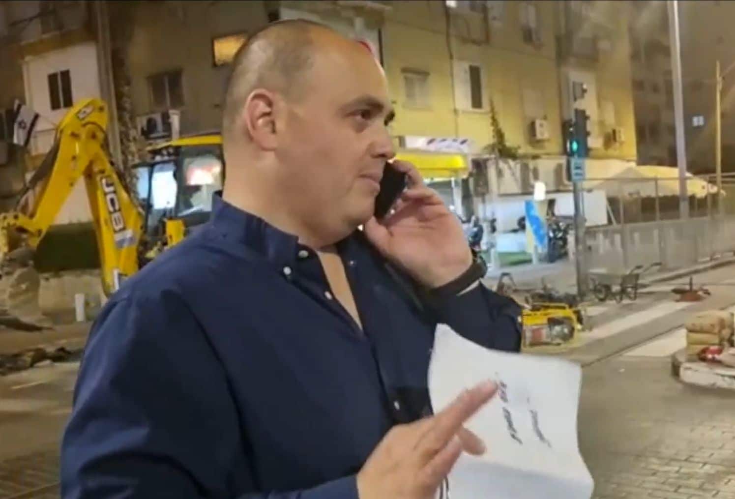 ברוט באתר נת"ע באמצע הלילה- צילום: דוברות עיריית בת ים