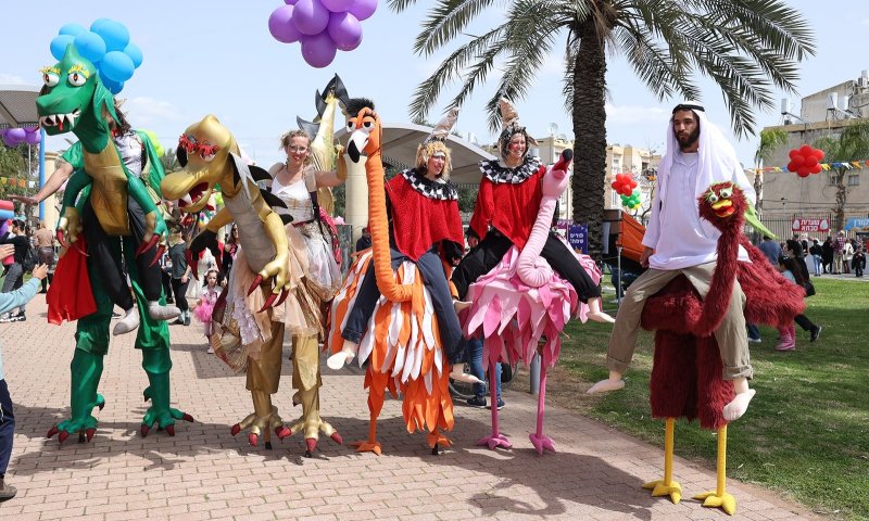 דמויות השטח.  צילום: ישראל סטודיו 