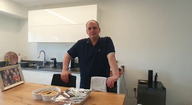 ראש העיר צביקה ברוט. צילום: דוברות עיריית בת ים