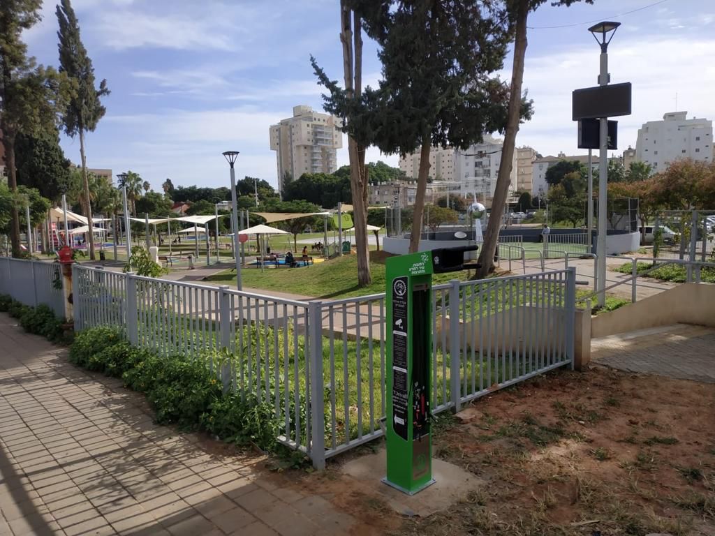 עמדה לתיקון אופניים. צילום: דוברות העירייה 
