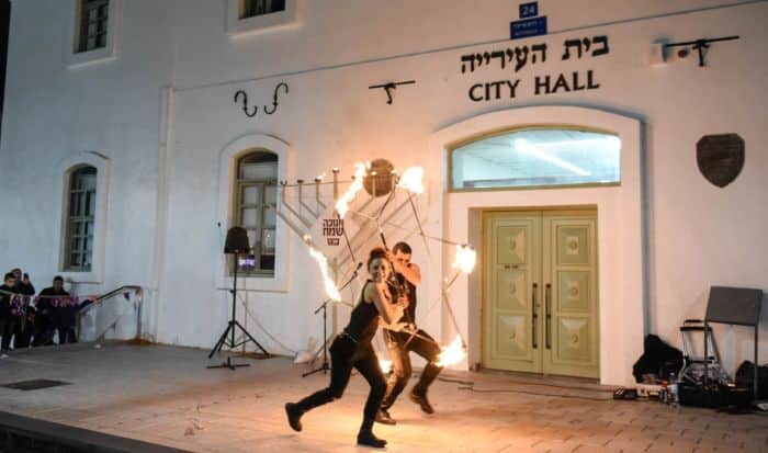 חוגגים חנוכה. צילום: עיריית ראשון לציון