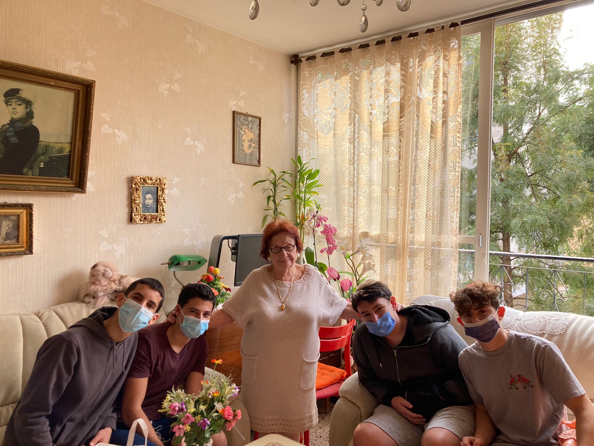 חוגגים יום הולדת לגוזפין פרישמן. צילום: באדיבות העירייה