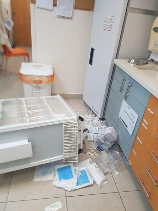 הנזקים שהשאירה המטופלת. צילום דוברות מאוחדת