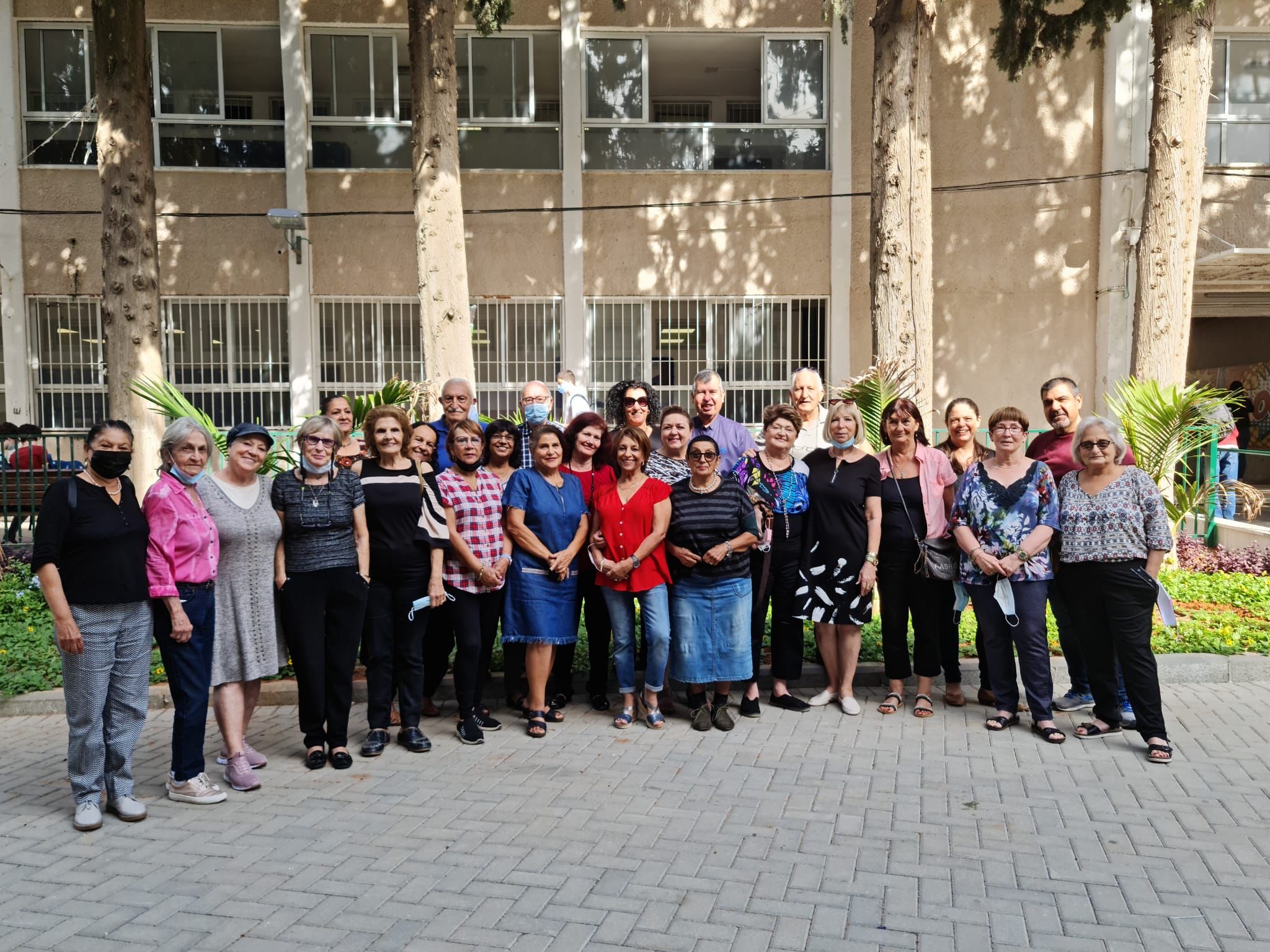 כיתת ותיקים בדה שליט. צילום: עיריית רחובות