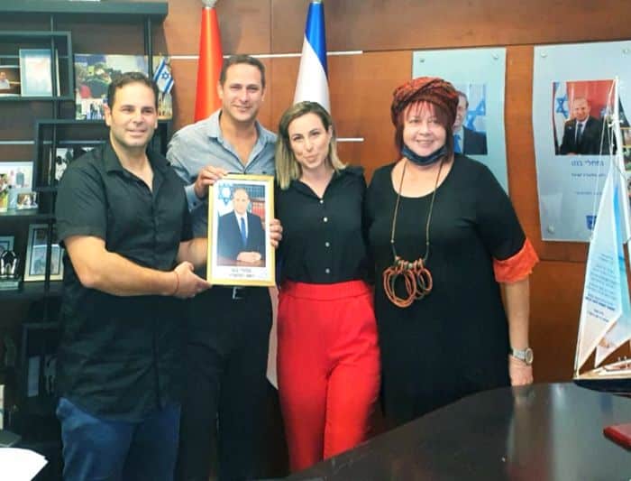 הפגישה בלשכה של ראש העיר. צילום פרטי