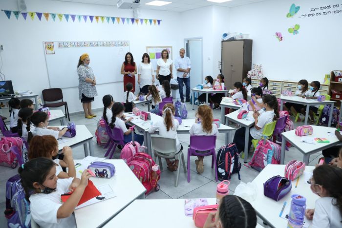 פתיחת שנת הלימודים באור יהודה. צילום: ישראל פנחסוב