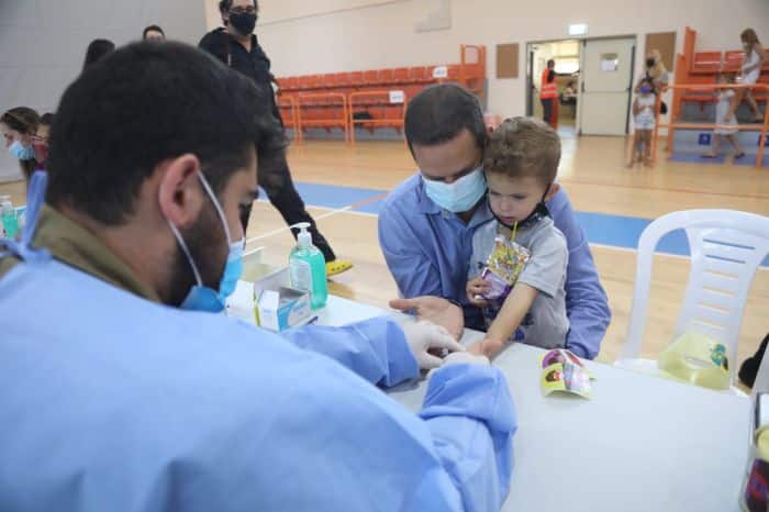 בדיקות סרולוגיות בתחילת השבוע. צילום: עיריית ראשל"צ