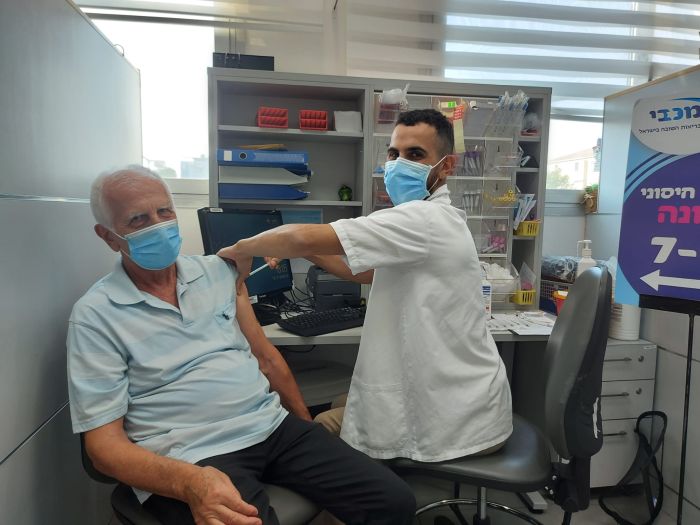 אריה וניר לוי. צילום מכבי שירותי בריאות