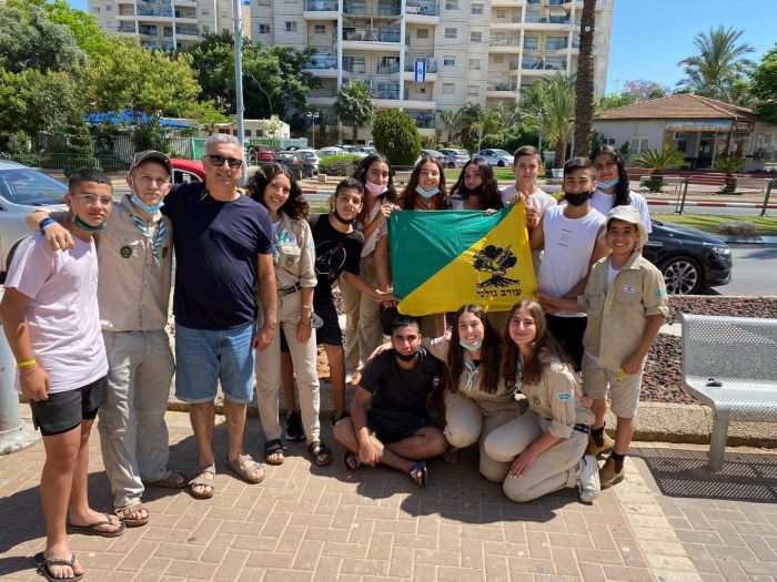 ברוך בן יגאל עם החניכים. צילום: דוברות העירייה