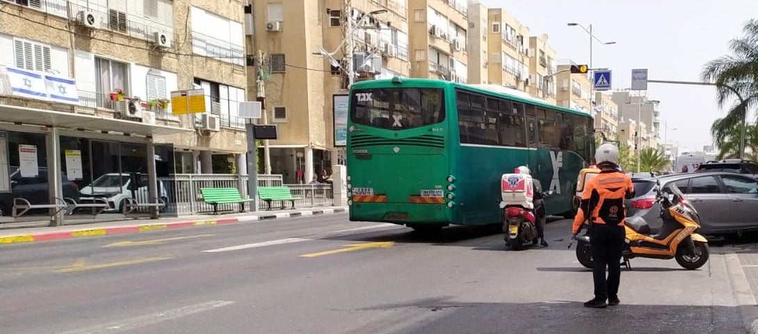 זירת התאונה ברחוב בלפור- צילום: דוברות איחוד הצלה