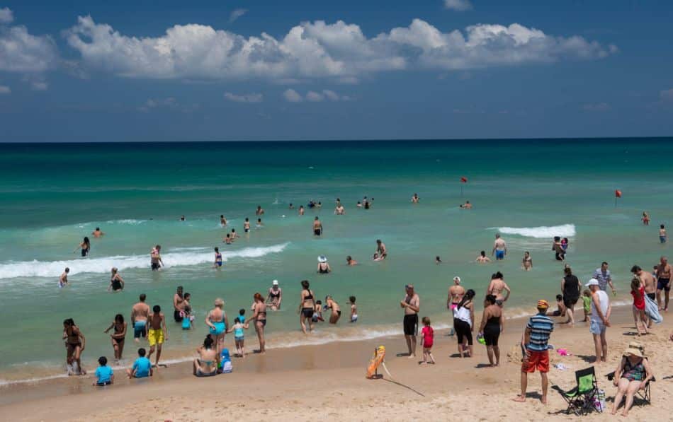 חוף ראשון. צילום: אבי קקון