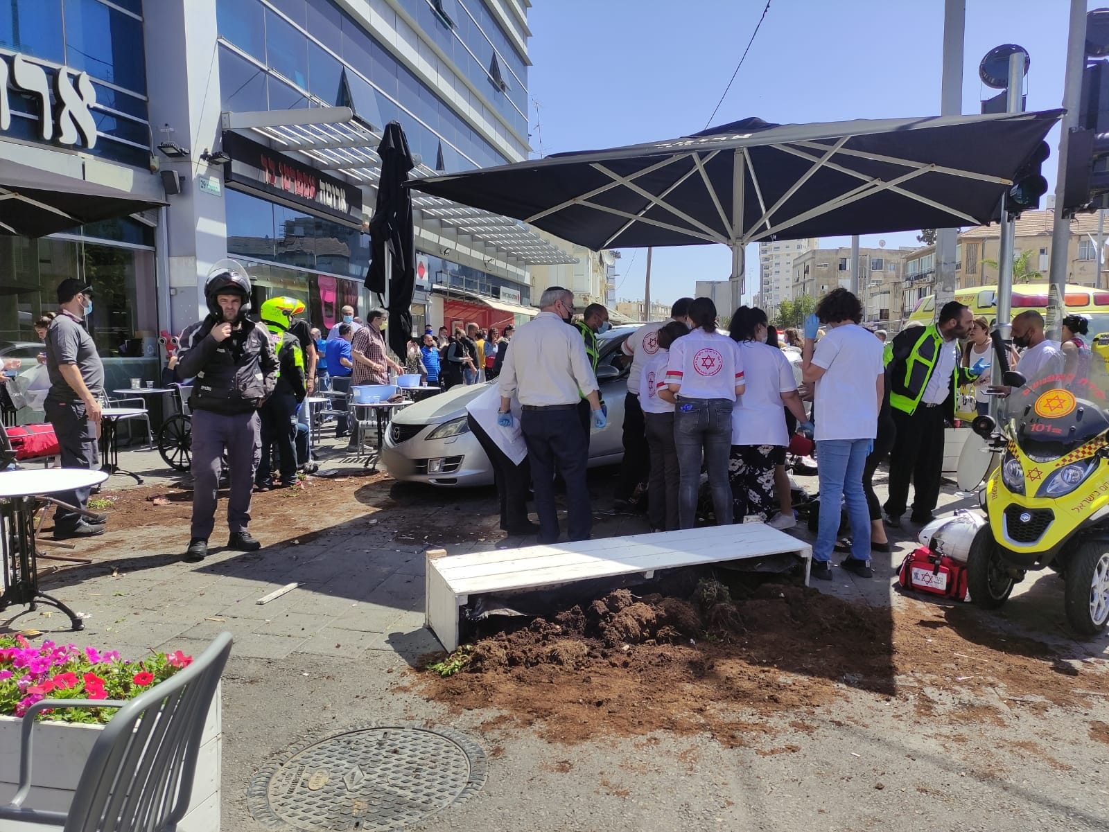 צילום מזירת האירוע: תיעוד מבצעי מד"א