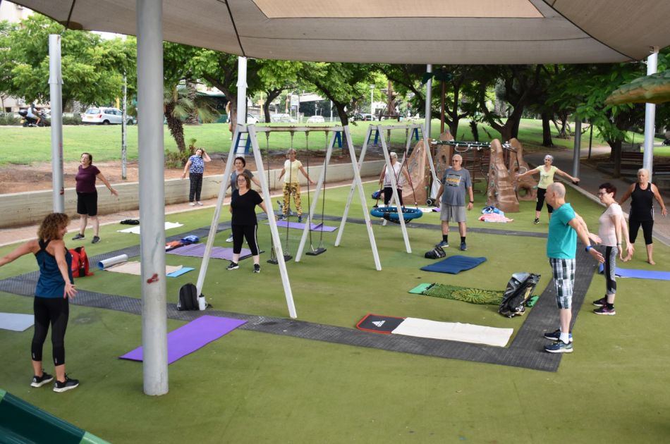 חולון: בני ה-60 + חוזרים להתאמן