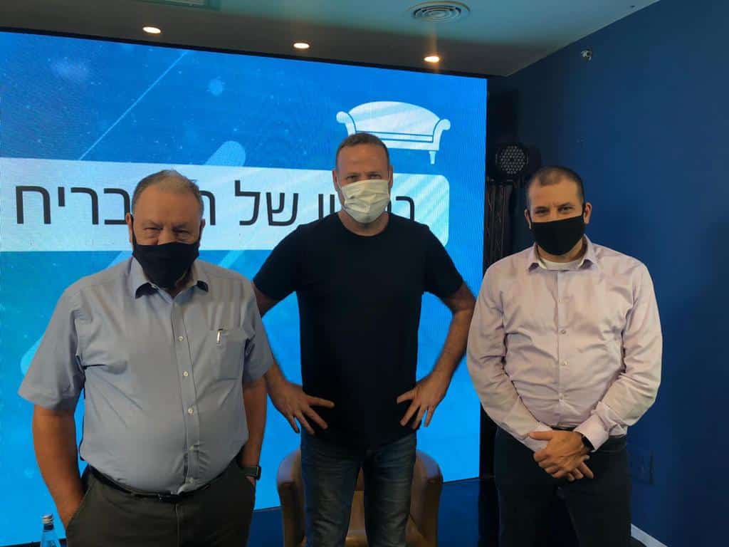 בתמונה מימין עידן זו-ארץ, אדיר מילר ושמואל דונרשטיין. <br> צילום: פרטי