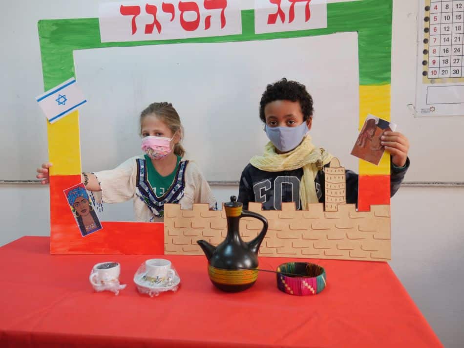 בת ים: חגיגות הסיגד הגיעו מירושלים