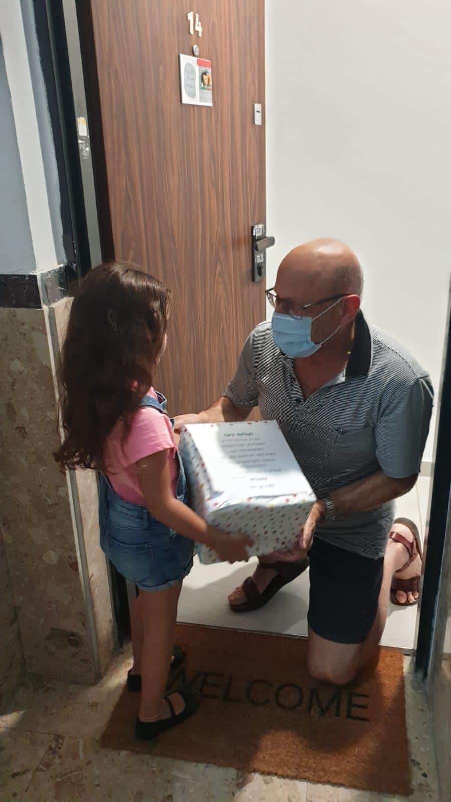 חולון: הילדים מודים למתנדבים