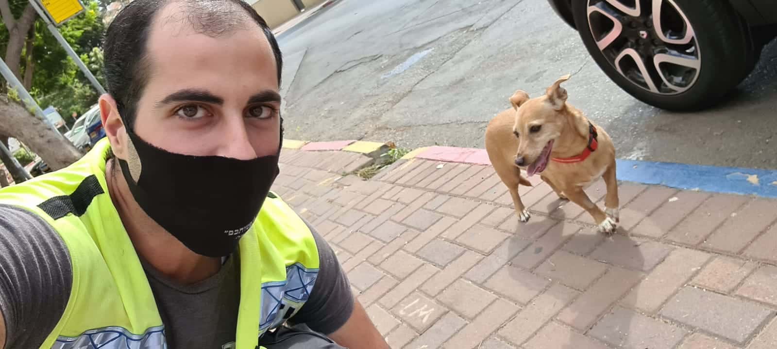 אזור: כלב חולץ מרכב נעול