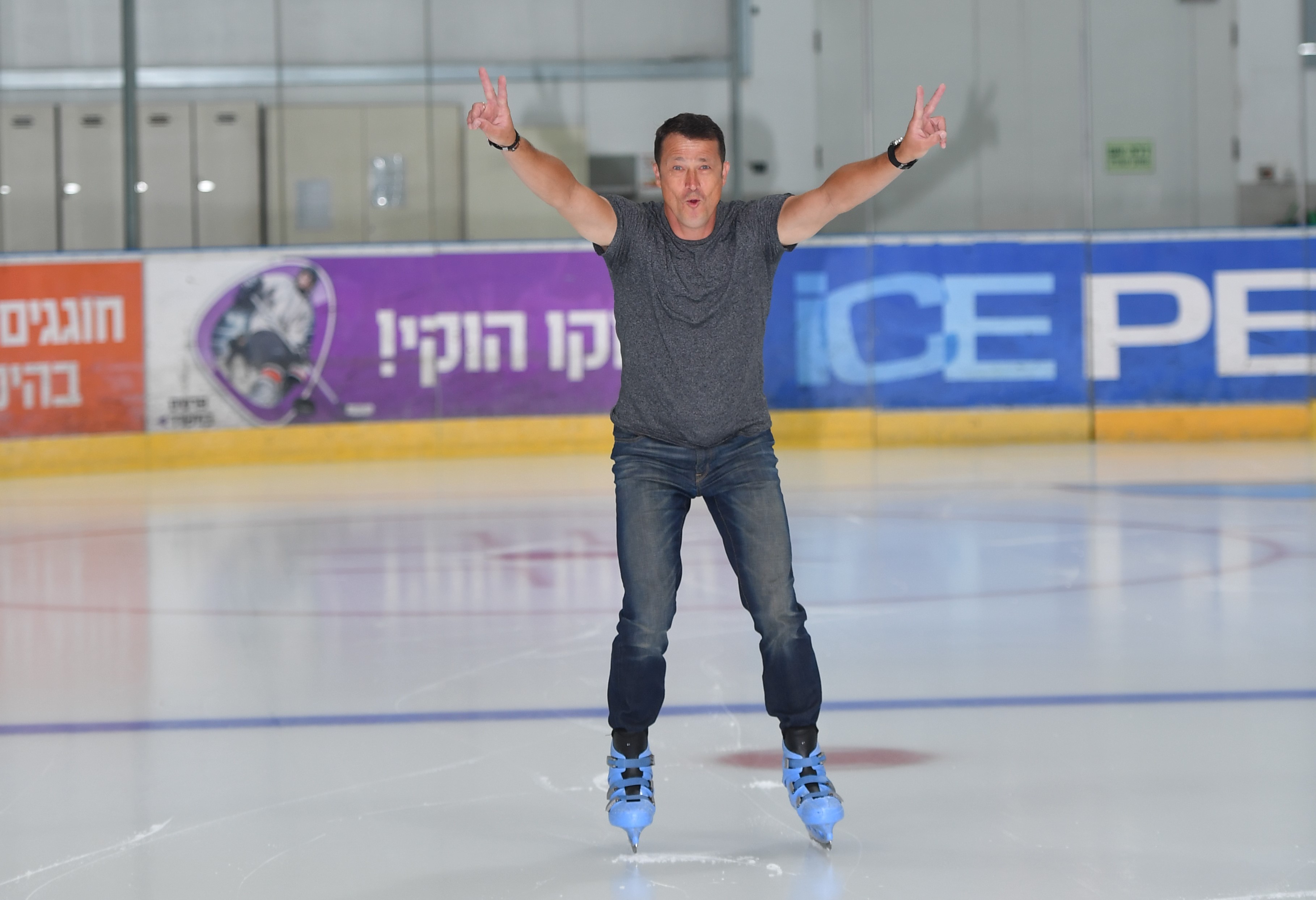 אלכס אברבוך בהיכל הקרח <br> צילום: עמית שיסל 