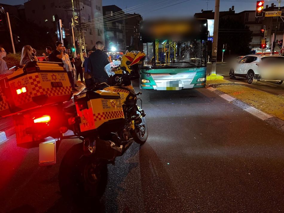 תאונה עם מעורבות אוטובוס- צילום ארכיון: תיעוד מבצעי מד"א