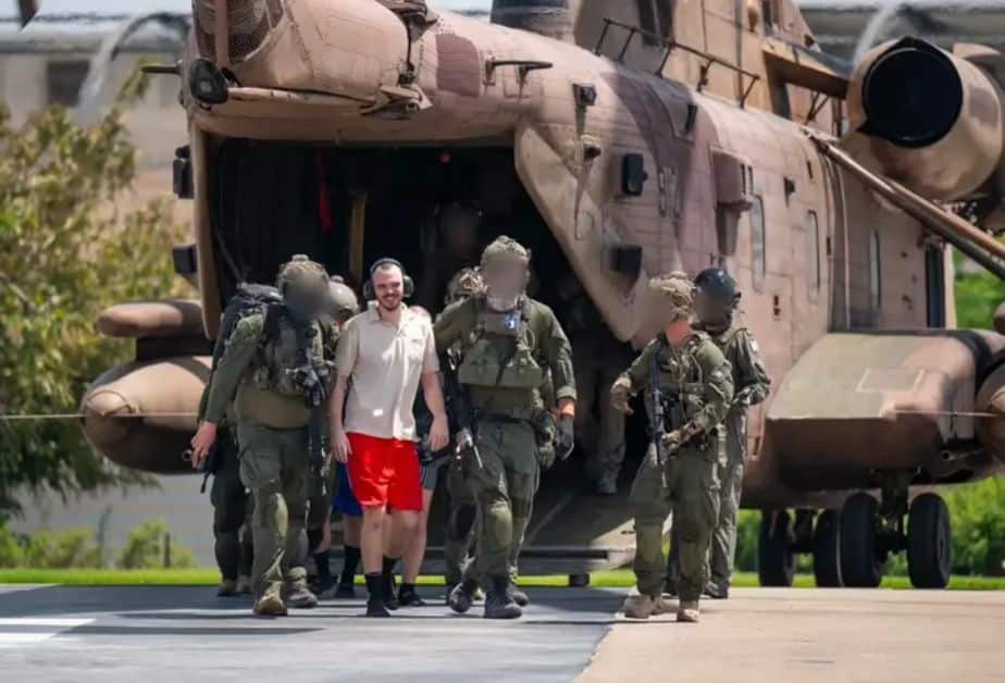 אנדריי התאחד עם אמא ואבא