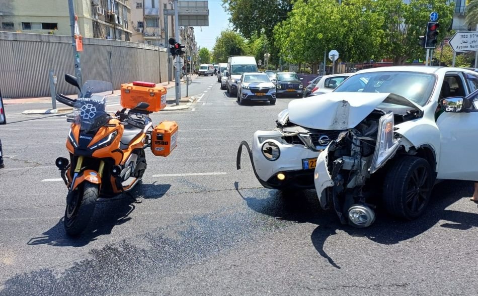 תאונת דרכים בגבול חולון בת ים