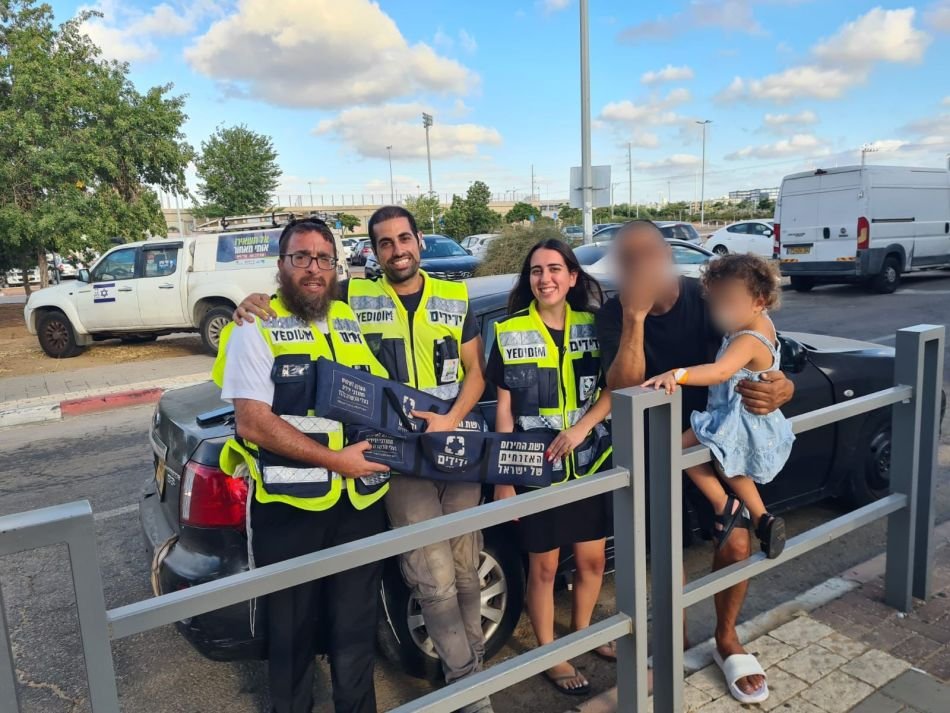 בת שנתיים ננעלה ברכב בחניון קרית הספורט חולון