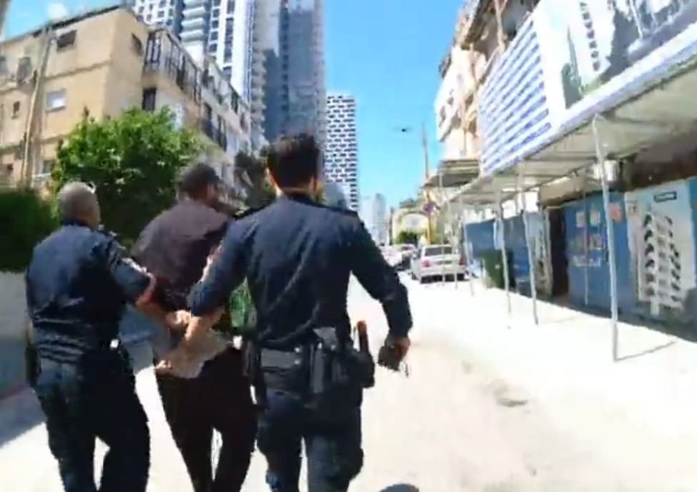 נעצרו 9 פלסטינים בשני מוקדים בבת ים
