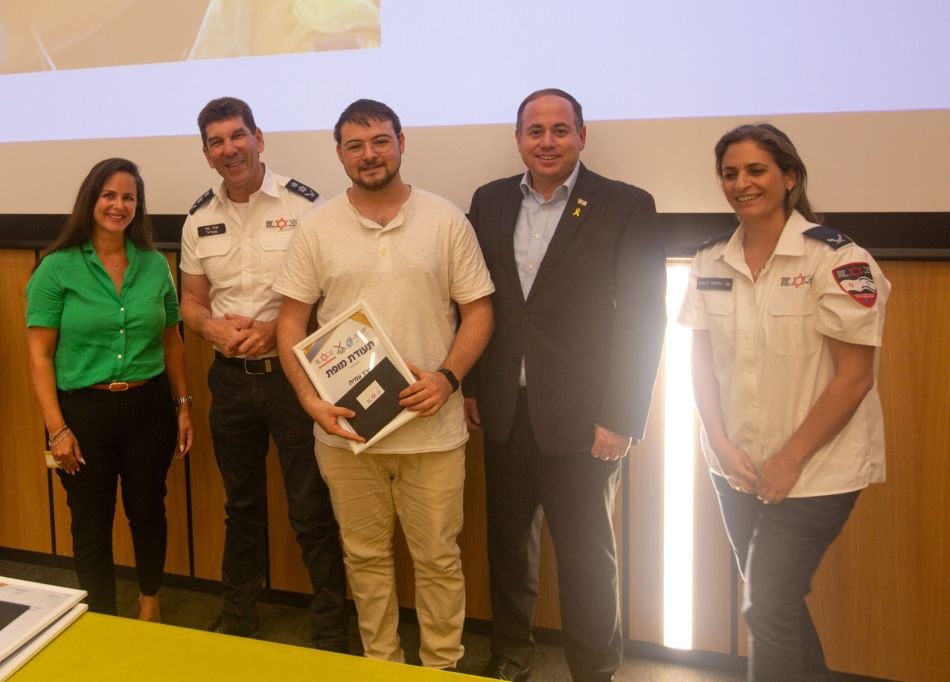 כבוד גדול: תושב ראשון לציון בין מתנדבי מד"א