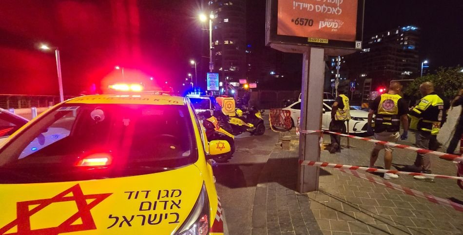 אירוע ירי בטיילת בת ים, פצוע קשה במקום