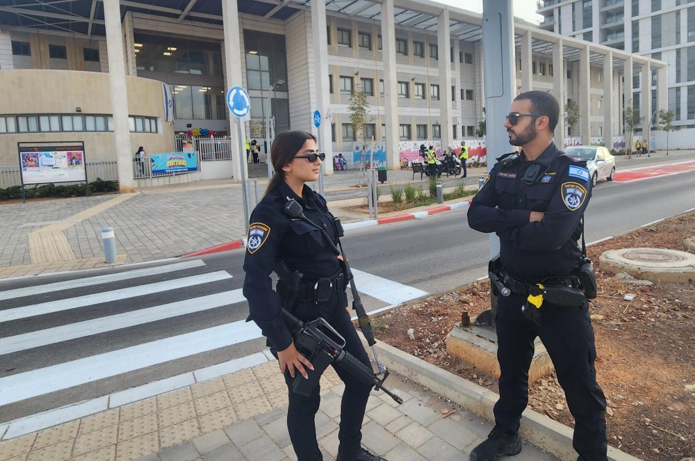  במסגרת פעילות כוחות המשטרה נעצרו 9 שוהים בלתי חוקיים