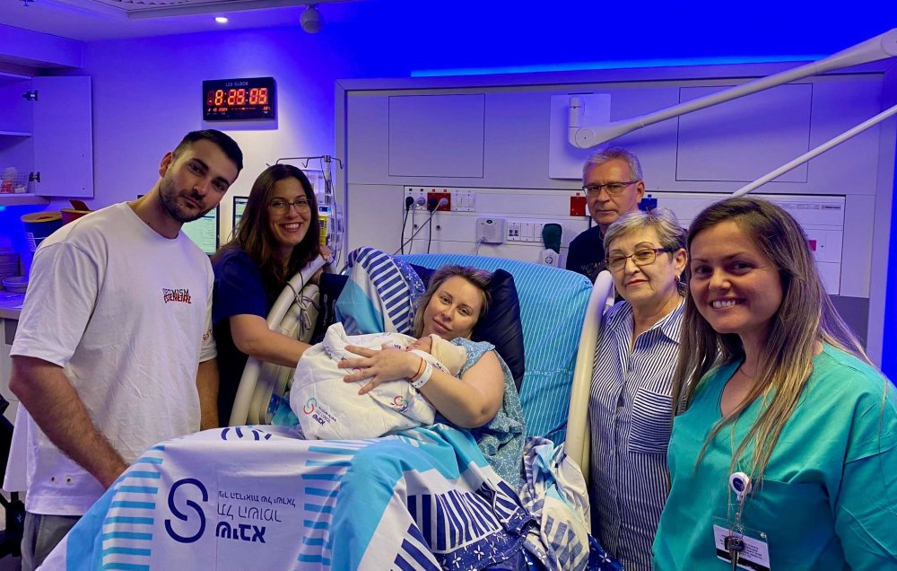 במהלך החג: התינוק הראשון לשנת תשפ״ה נולד במרכז הרפואי שיבא