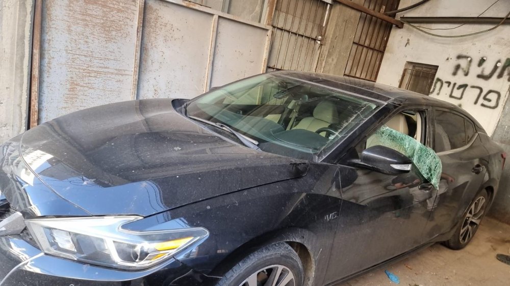 רמת גן: ניפץ שמשת רכב נמלט ונעצר 
