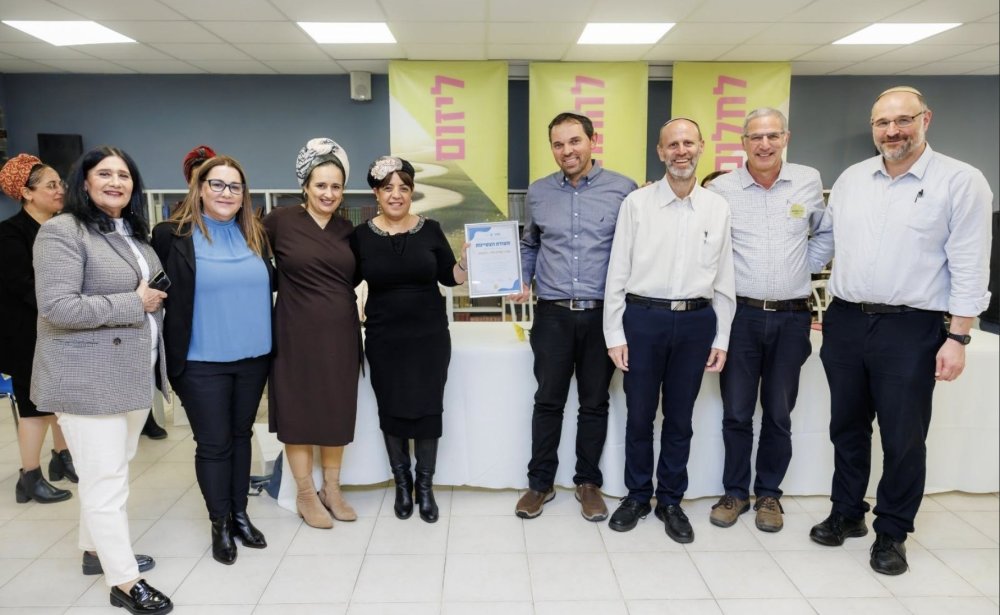 אמית הלל רחובות - זוכת פרס החינוך המחוזי של החמ"ד לשנת תשפ"ה