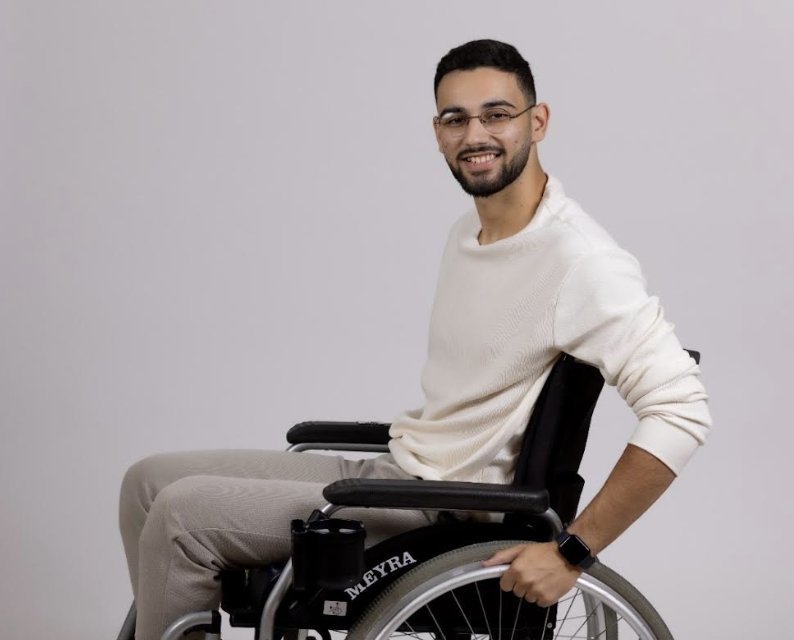 מרגש: החייל מרמת גן שנפצע ממטען פותח חנות משלו