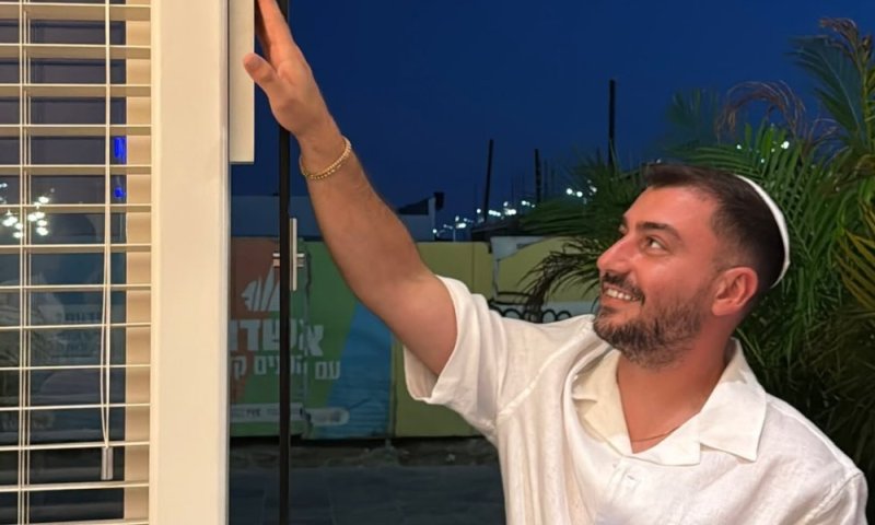 קבלו את יזם הנדל"ן יונתן ניסימיאן  מפגישה מקרית בתאילנד נולדה פנינת הבילוי החדשה של אשדוד  קפה ללוש על טיילת אשדוד