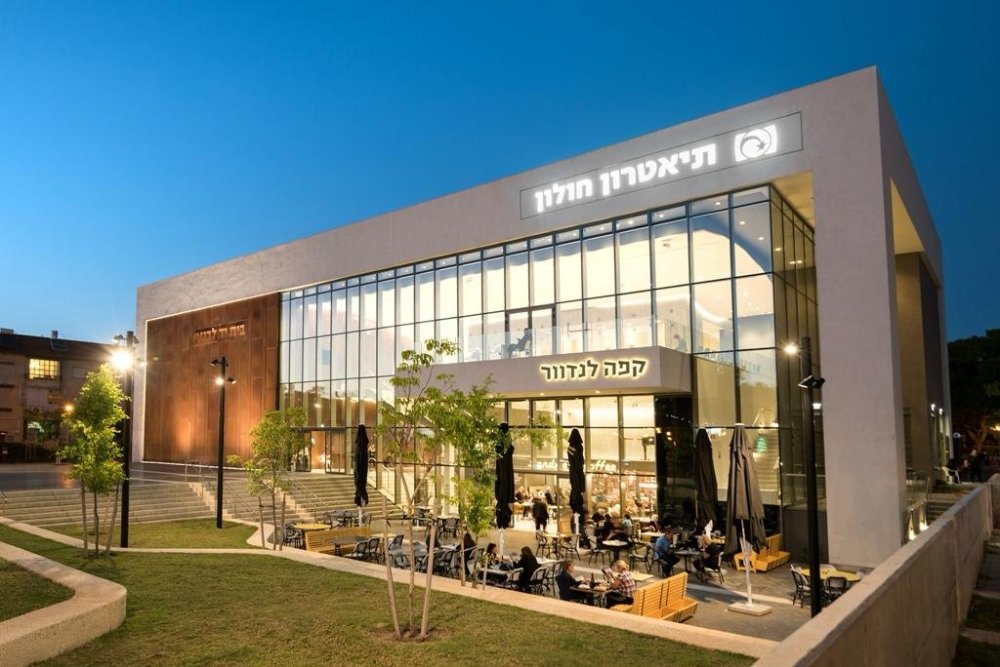 חולון מחדשת את שבת-תרבות!