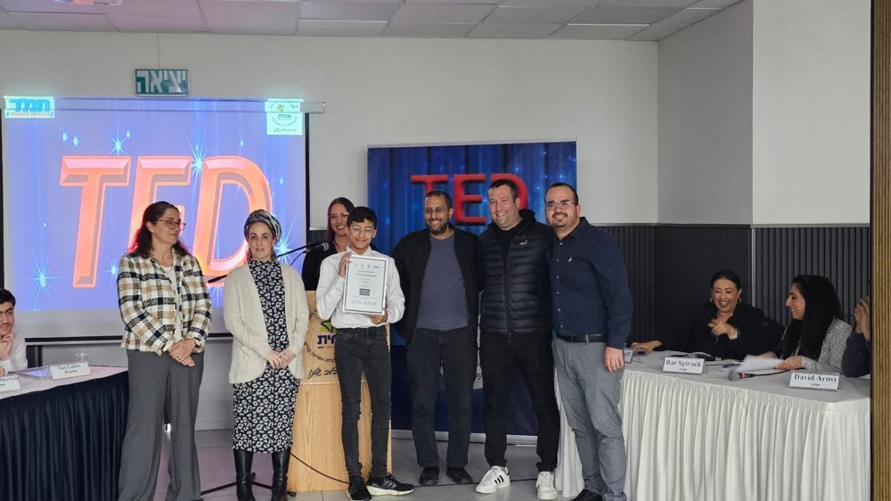 הזוכה בתחרות TED באנגלית של אמית המר: עמית דוד, תלמיד כיתה ח' מופ"ת