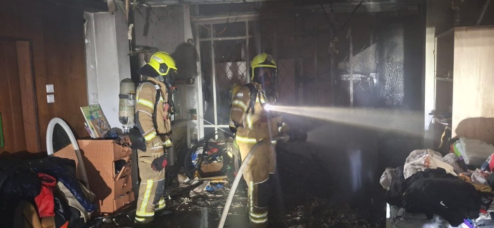 רמת גן: שריפת אופניים חשמליים גרמה לנזק כבד בדירה