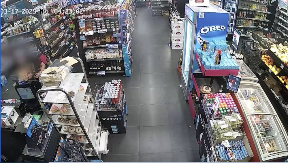רמת גן: החשוד נעצר במהלך חגיגת הקניות באשראי גנוב 