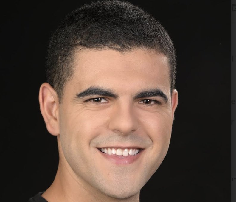 מההייטק לבימת התיאטרון