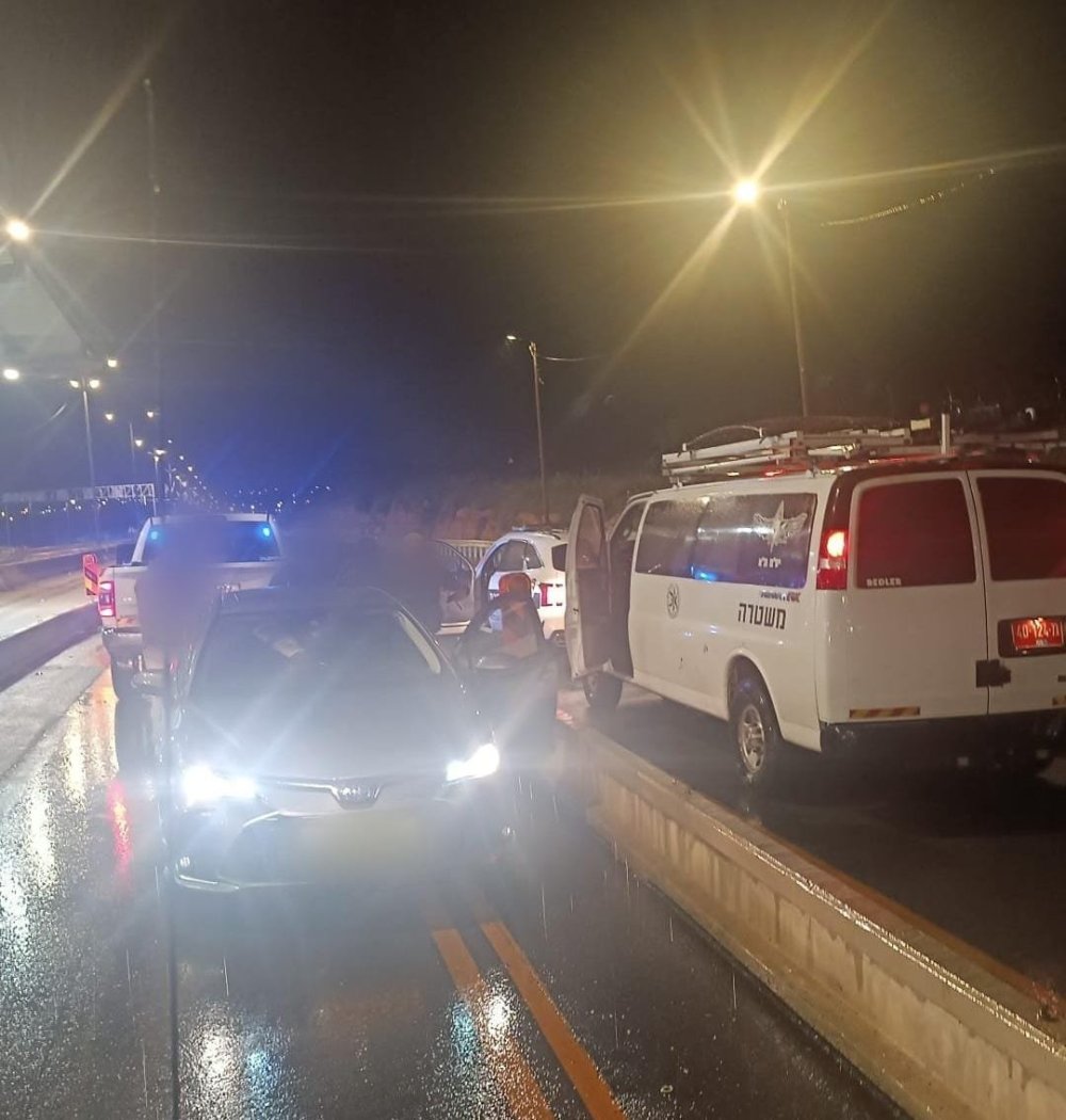 רמת גן: נעצרו שני חשודים בגניבת שני כלי רכב 