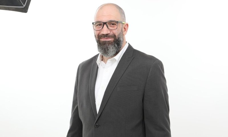 מהן ההשלכות של דמי טיפול ארגוני על עסקים קטנים וכיצד להתמודד עימן